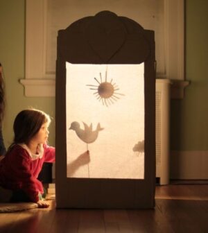 ONLINE: 0N31 - A utilização de recursos cinético-dramáticos (marionetas e objetos animados) no jardim de infância – funções pedagógica, artística e cultural