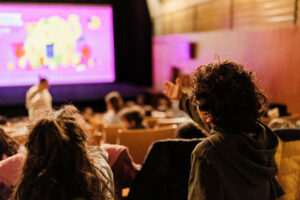 ONLINE: 71º GRUPO DE PARTILHA: ON126 - Vamos falar de cinema e de infância?