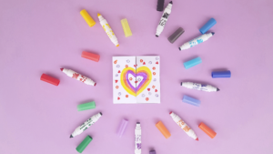 ONLINE: ON186 – LIVRO INFINITO ILUSTRADO: Um livro sem princípio nem fim!